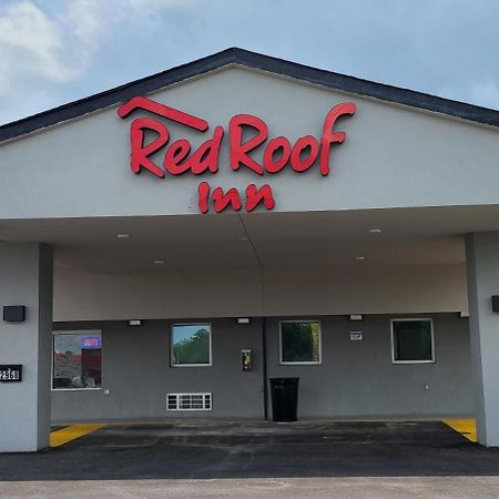 Red Roof Inn Байрън Екстериор снимка