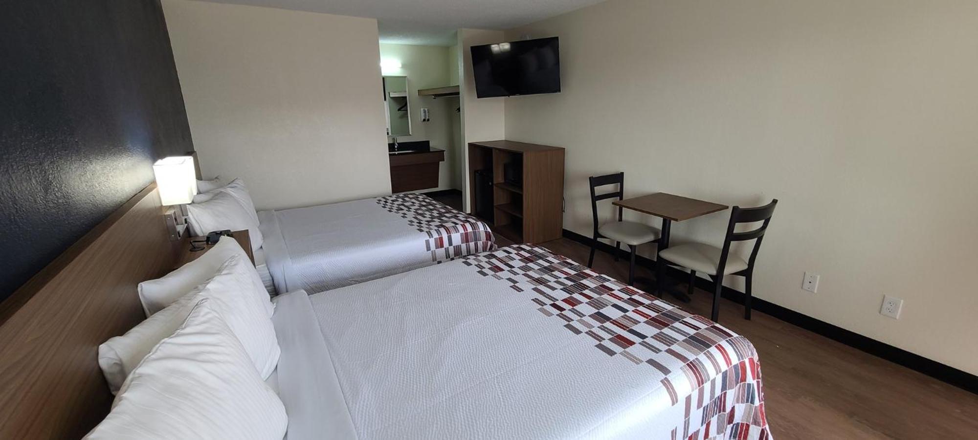 Red Roof Inn Байрън Екстериор снимка
