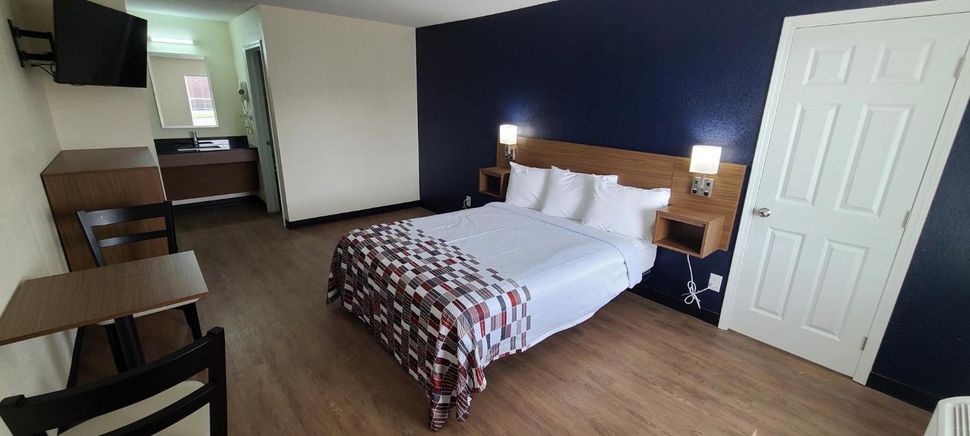 Red Roof Inn Байрън Екстериор снимка